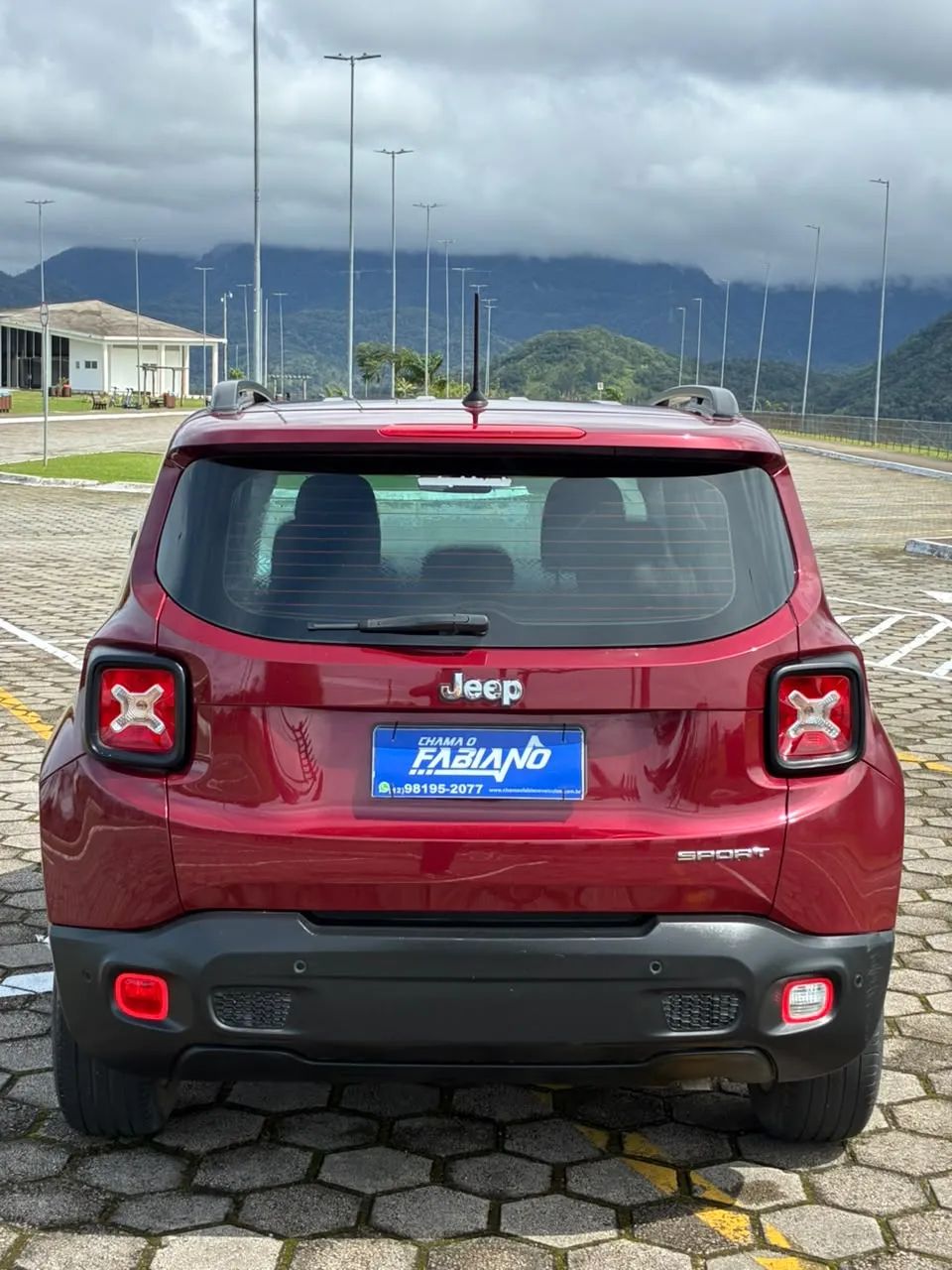 Jeep Renegade Sport 1.8 4x2 Flex 16V Mec., foto 7 de 20