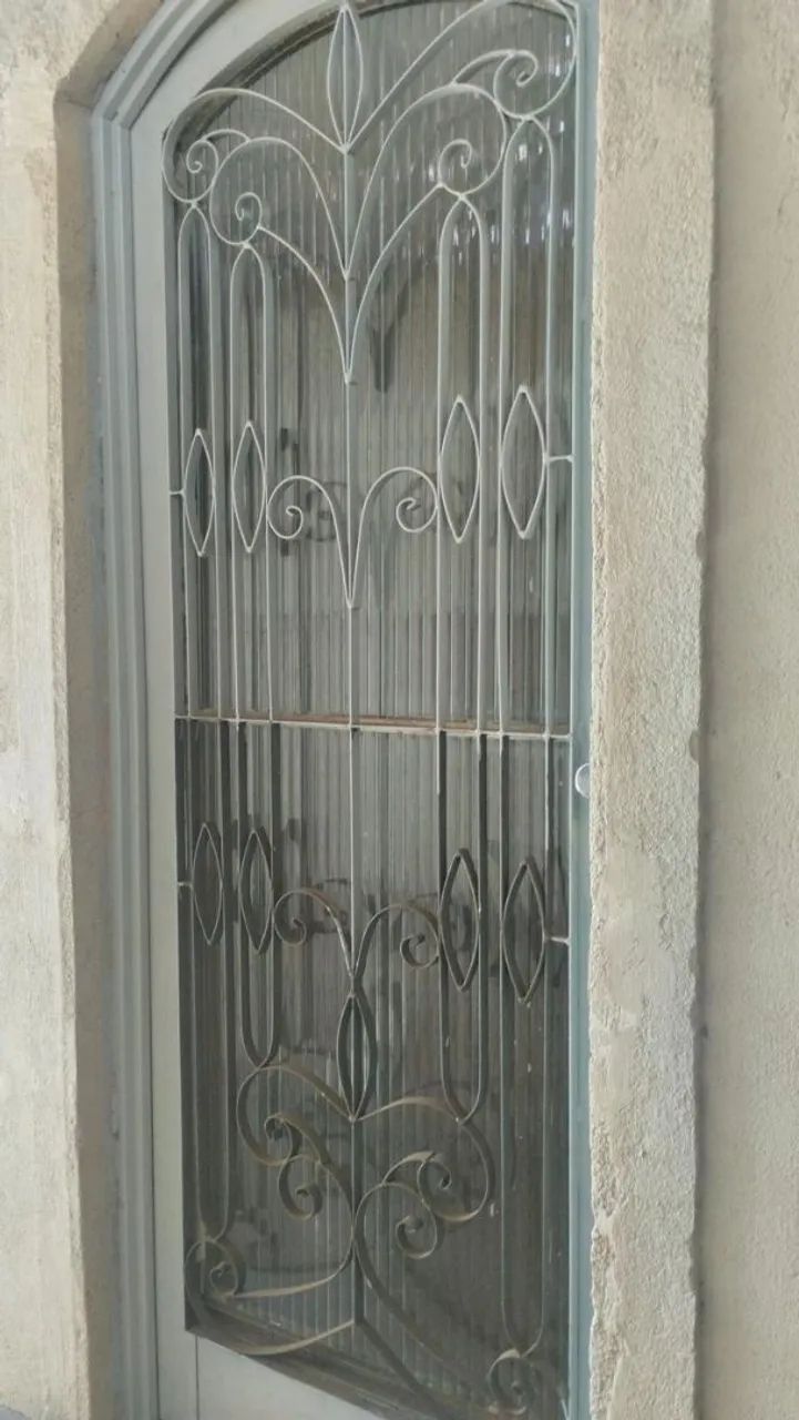 Vendo portas e janelas BARATOS