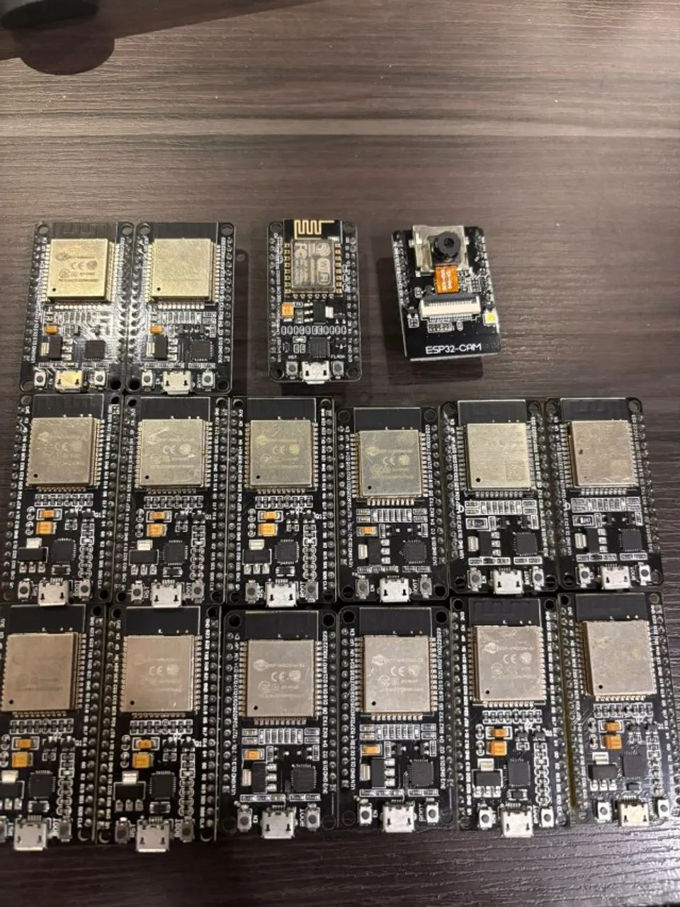 Kit 14 ESP 32 + 1 ESP32 CAM + 1 ESP Node MCU