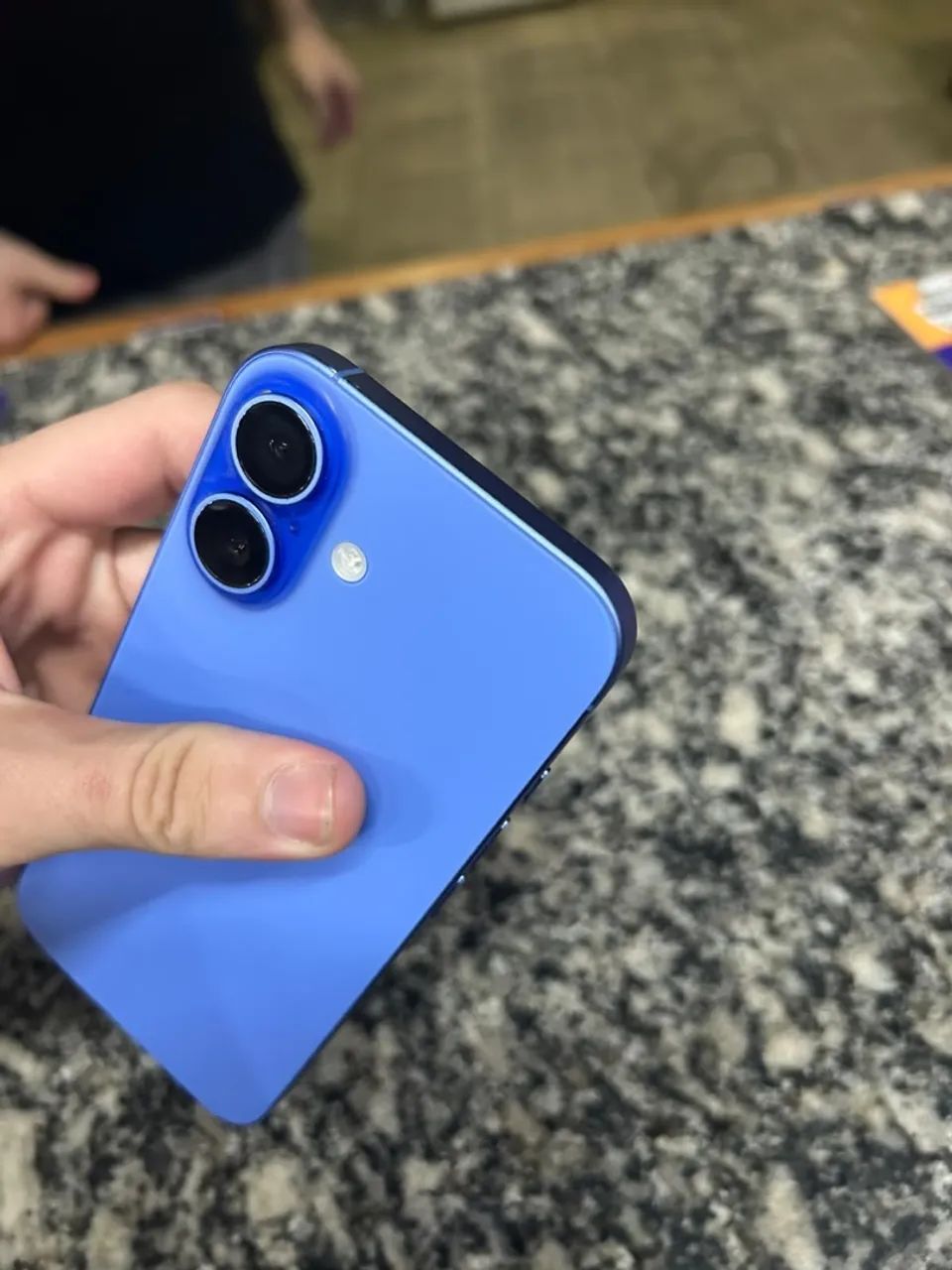 iPhone 16  - Foto 2
