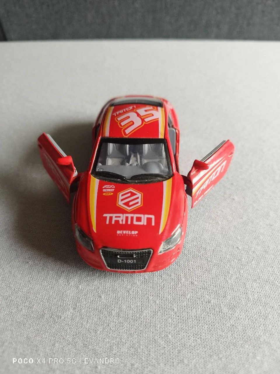 Miniatura Triton corrida  - Foto 4