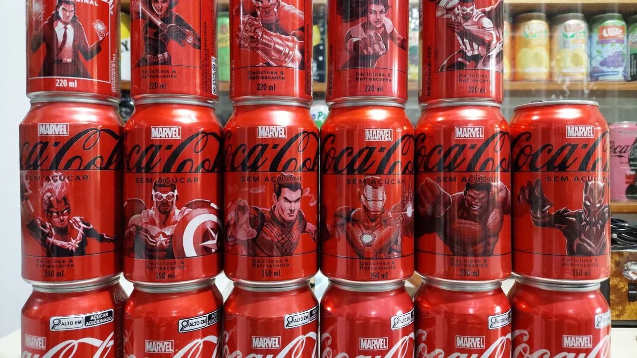 Coleção Latas Coca-Cola Marvel - Vazias - 19 latas - Hobbies e