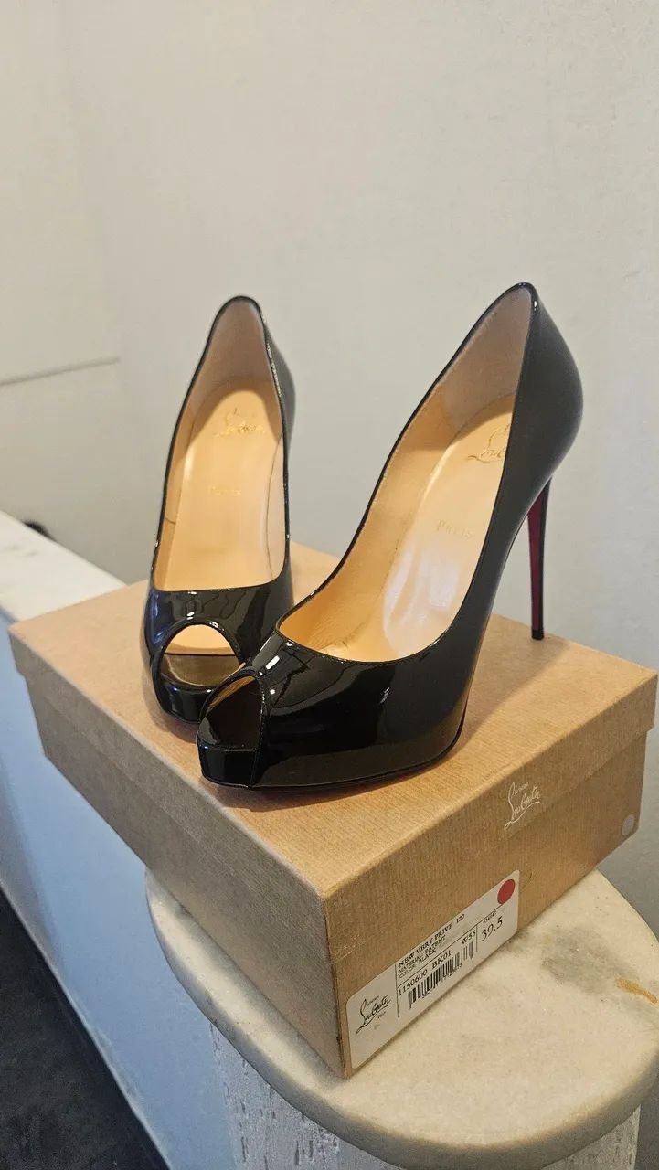 Christian Louboutin - Foto 3