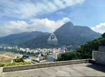 O seu paraíso particular na Lagoa te espera!