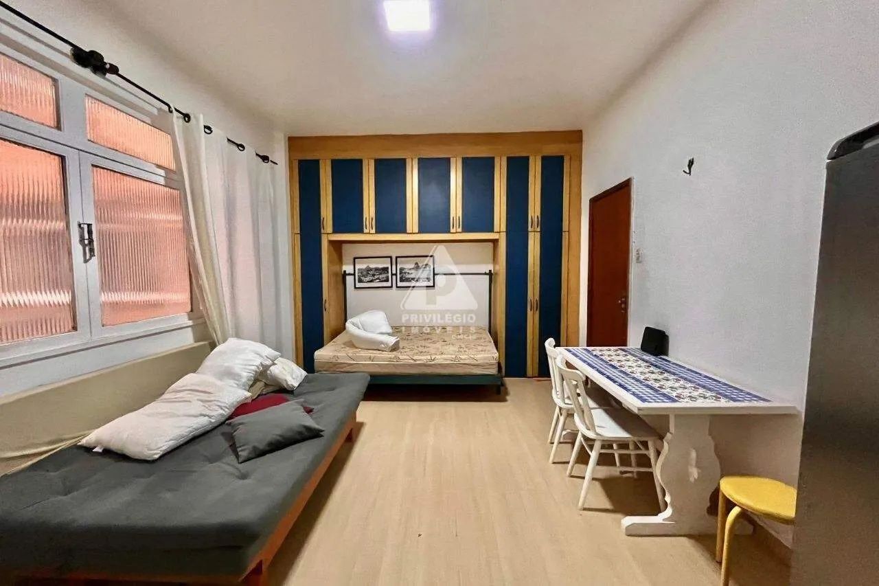 Apto 1 Quarto Poucos passos da praia - Leme - Foto 4