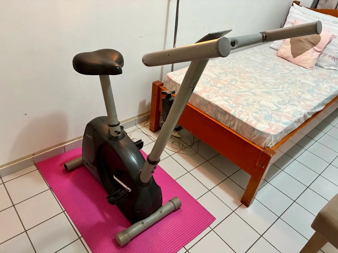 Bicicleta Ergométrica para Exercícios em Casa - Foto 2
