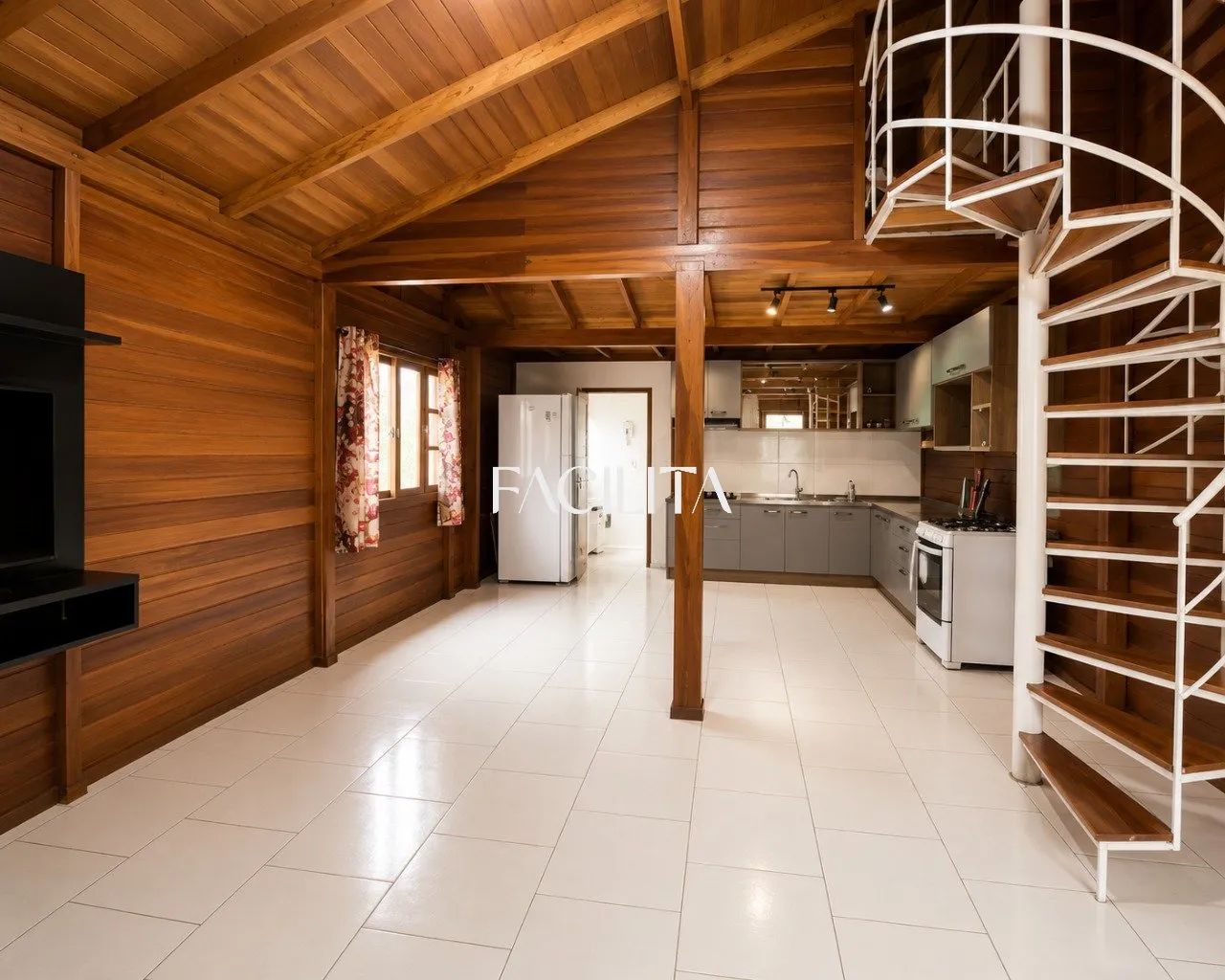 Casa com 3 quartos no bairro Carianos, Florianópolis. - Foto 2