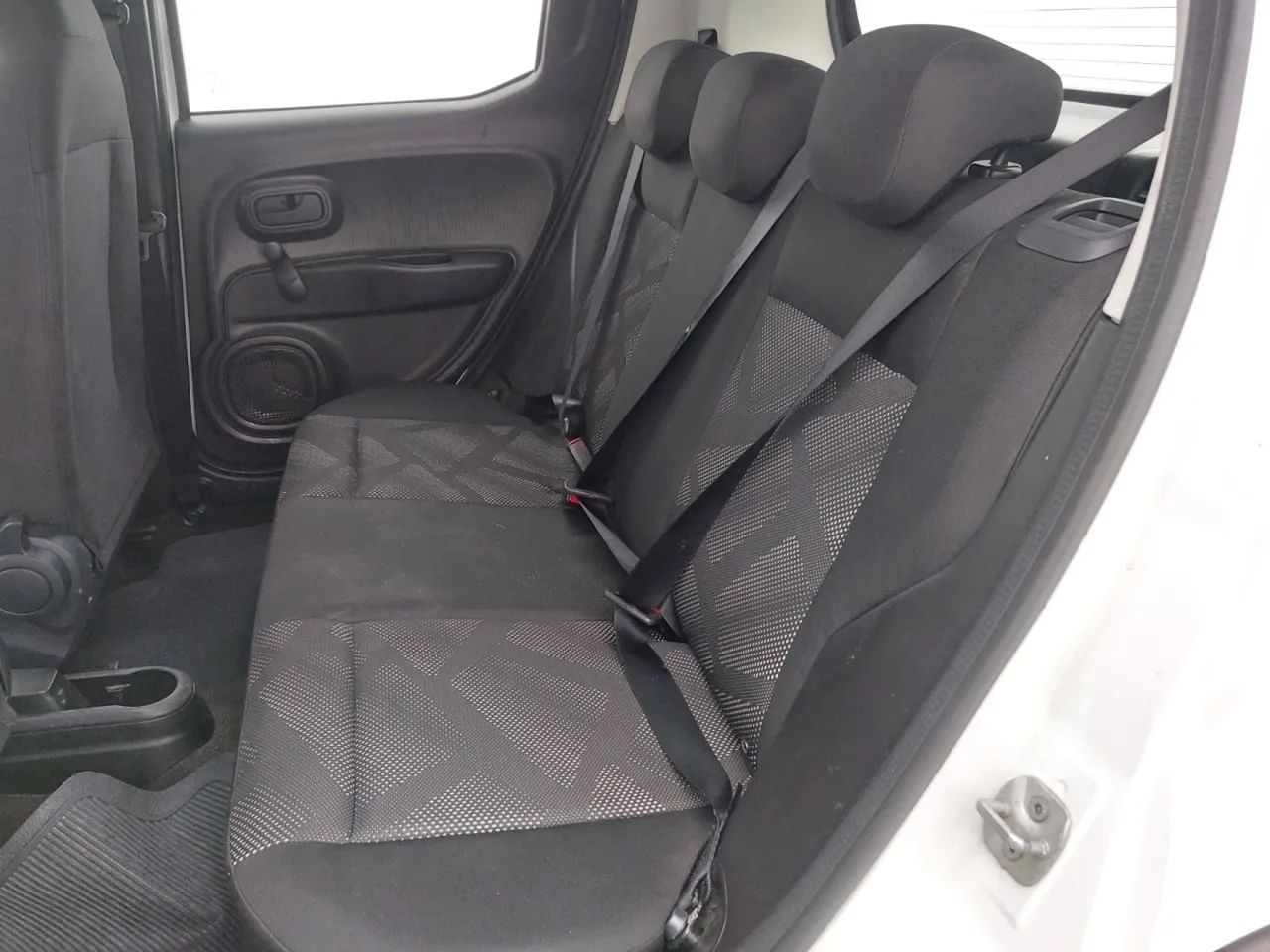 Fiat Mobi LIKE 1.0 Fire Flex 5p., foto 17 de 18