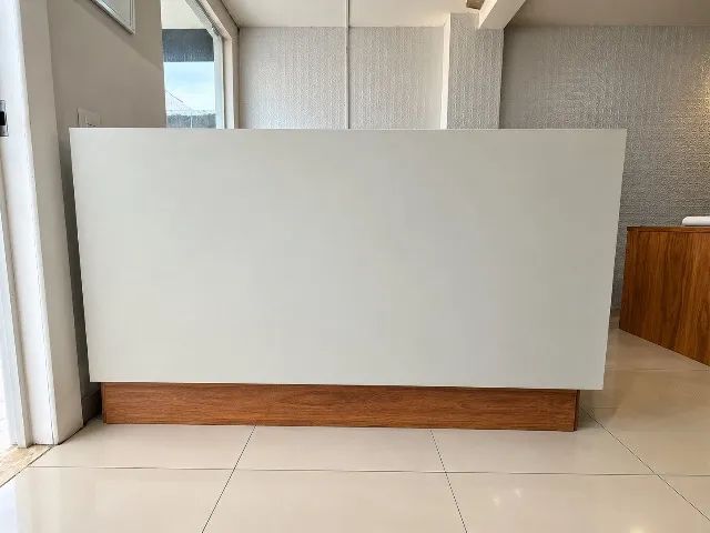 Balcão de recepção 
