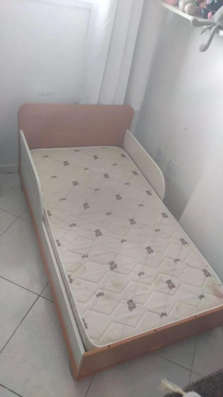 Vendo cama solteiro e berço  - Foto 2