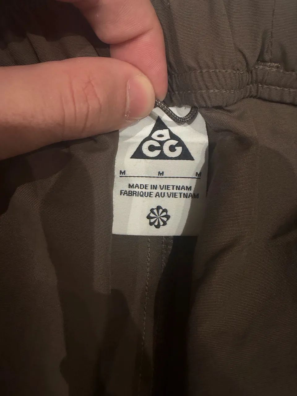 Bermuda cargo Nike ACG - Foto 2