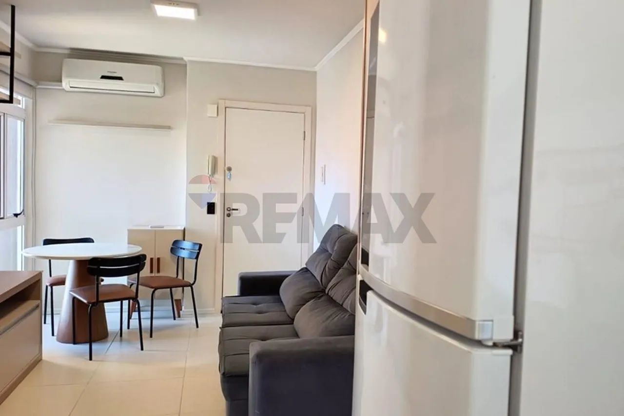 Apartamento 2 dormitórios mobiliado - Foto 5