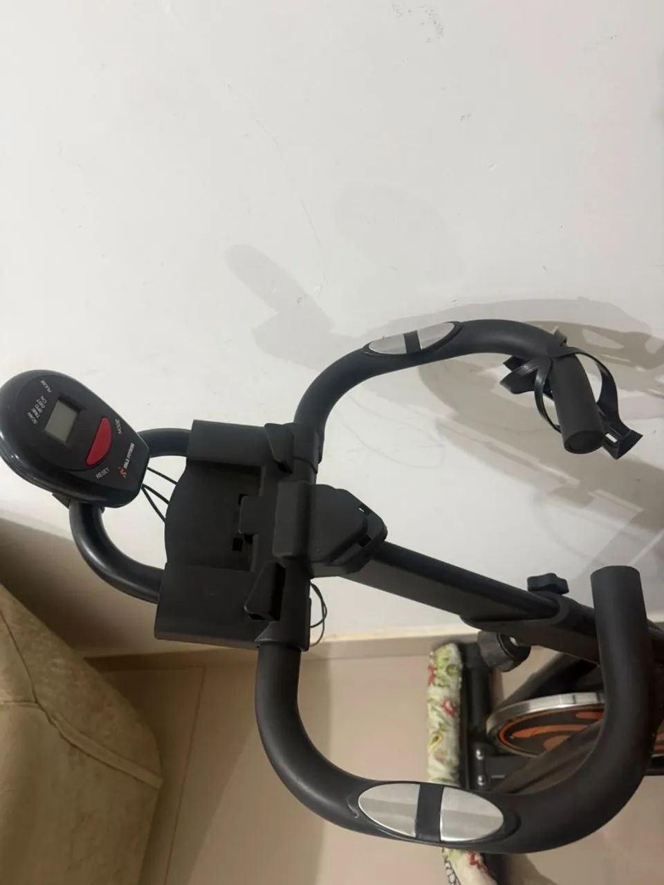 Vendo bicicleta ergométrica pouco usada - Foto 2
