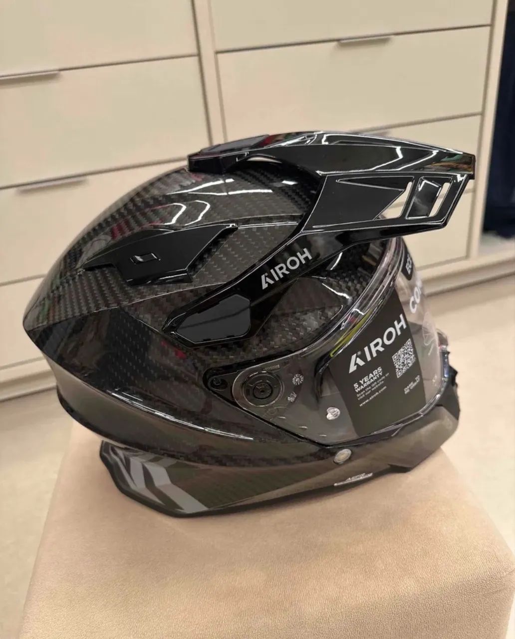 CAPACETE AIROH COMMANDER 2 FULL CARBON - Foto 2