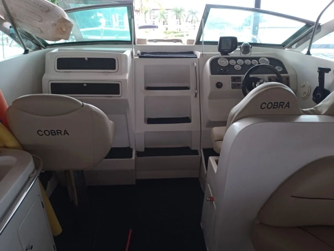 Lancha Cobra  - Foto 2