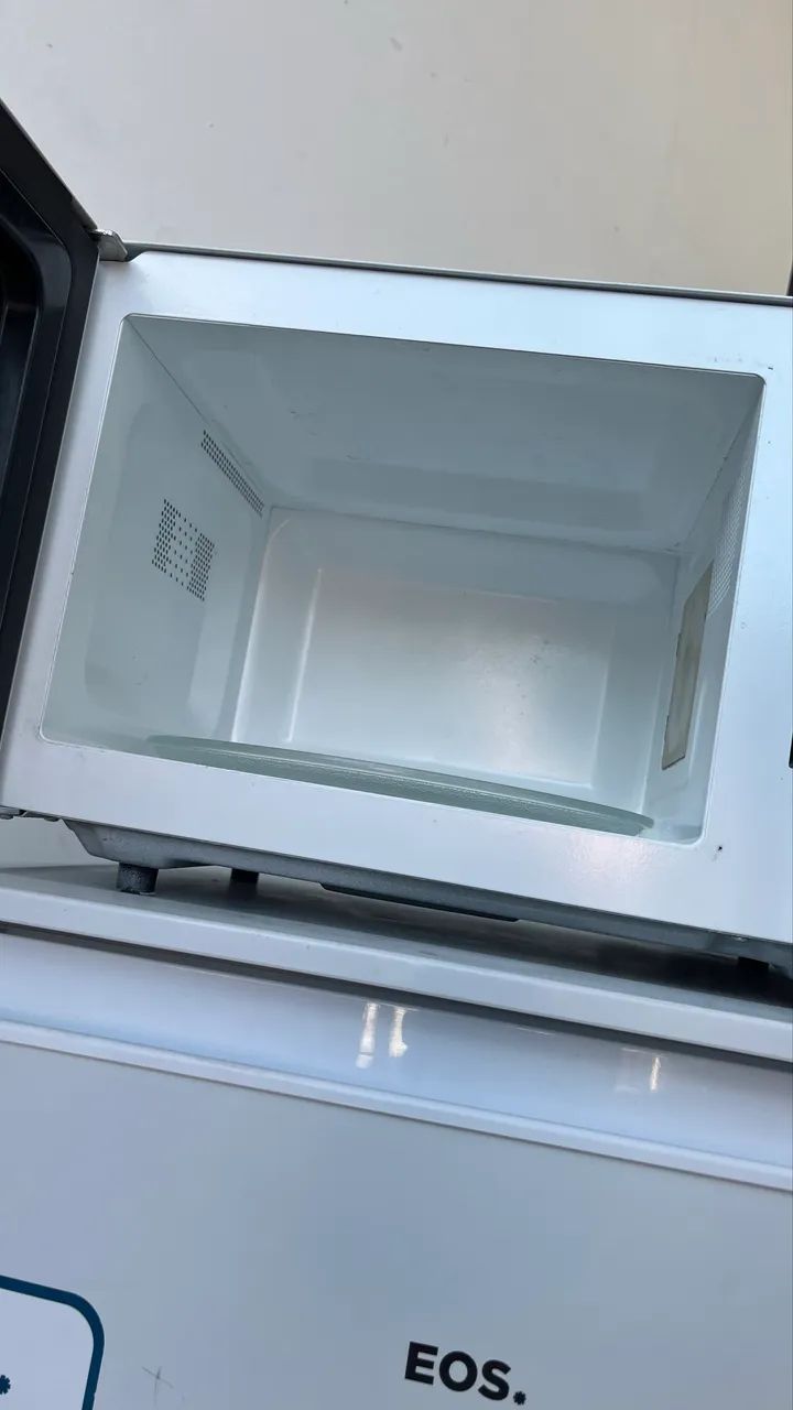 MICROONDAS ELECTROLUX 20 LITROS NOVO IMPECÁVEL   - Foto 5