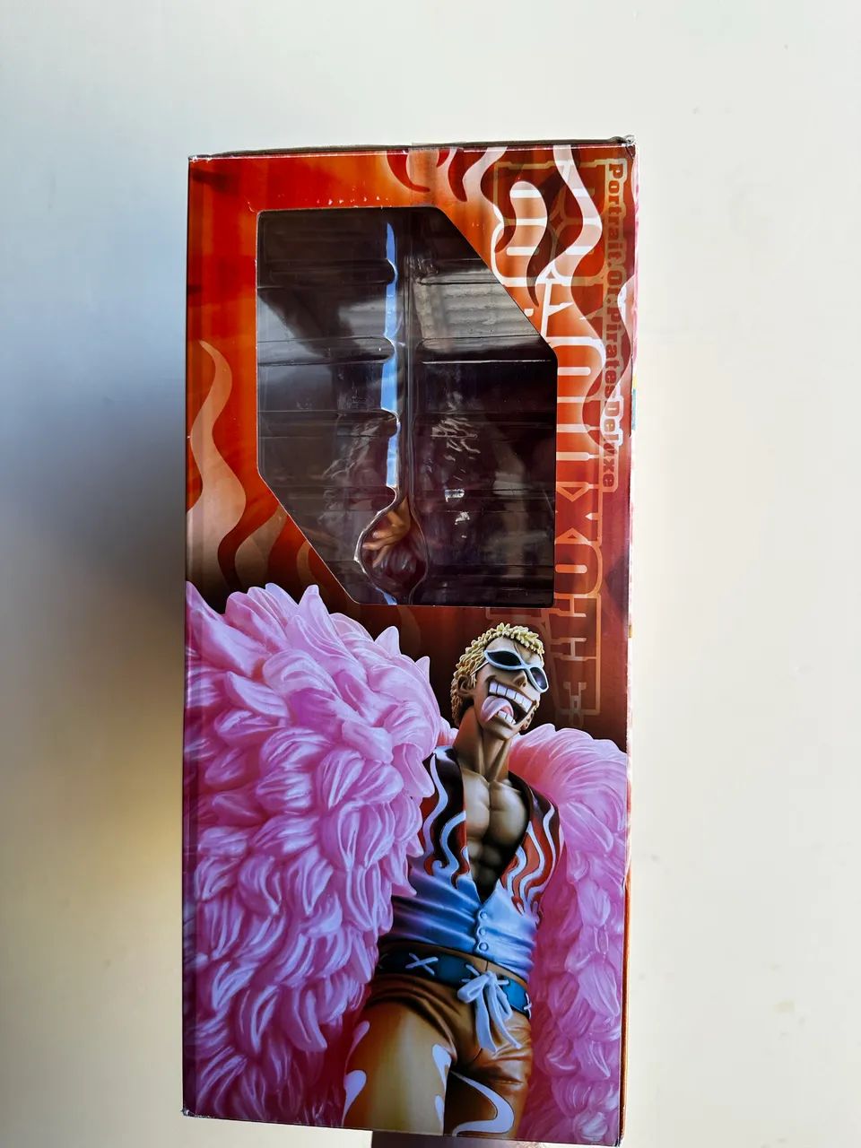 Bandai Megahouse- One Piece- Donquixote doflamingo P.O.P DX LER DESCRIÇÃO - Foto 6