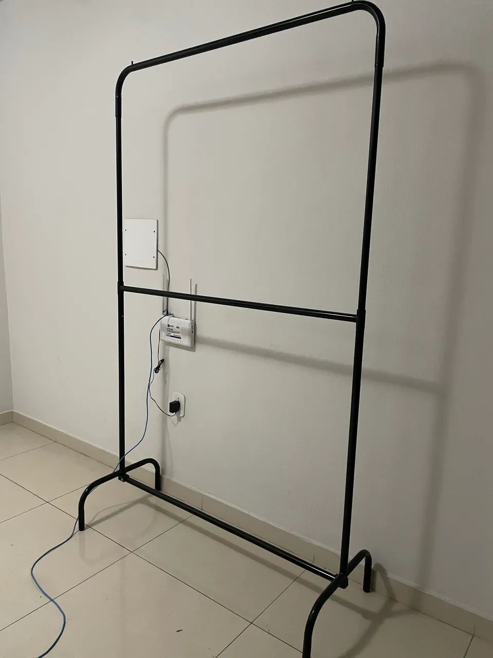 ARARA DE ROUPA - Foto 2