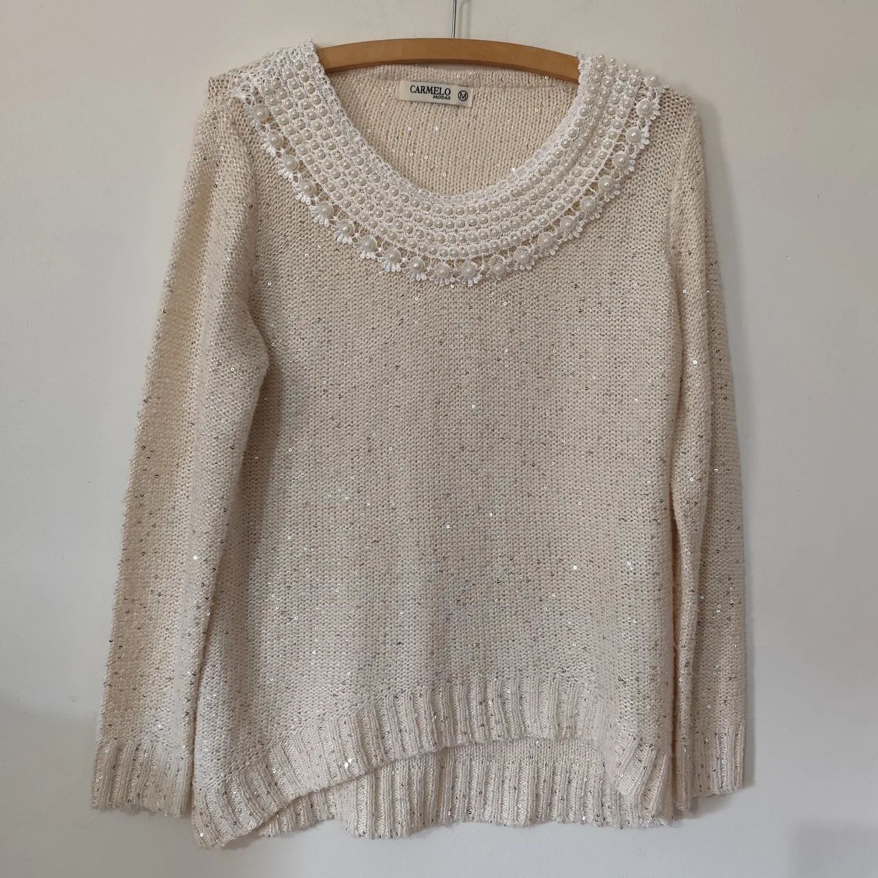 Blusa Tricô Off White Com Pérolas E Brilho Carmelo Modas M