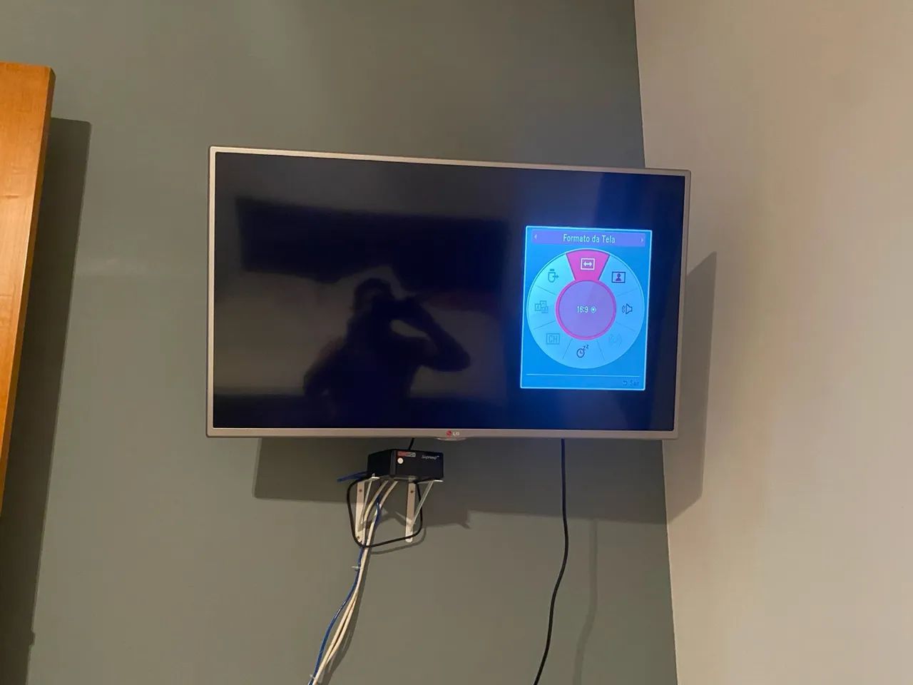 Vendo Tv LG 39 polegadas ( não é smart) - Foto 3