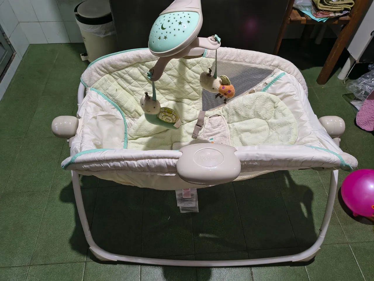 Cadeirinha de descanso para bebê 