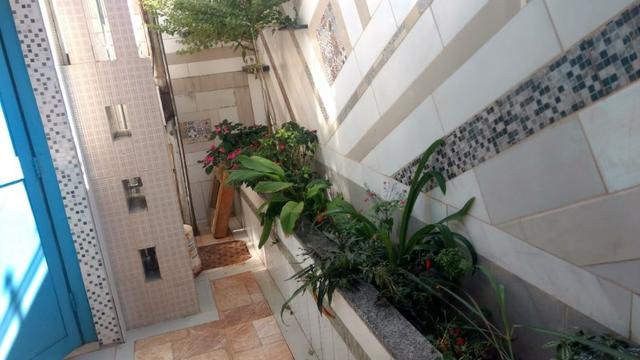 Casa QR 518 Santa Maria, 2 qts, cerâmica, forrada em pvc, churrasqueira, floreira! - Foto 7