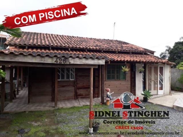 Casa na Praia, com piscina e mais espaço de esquina para comércio