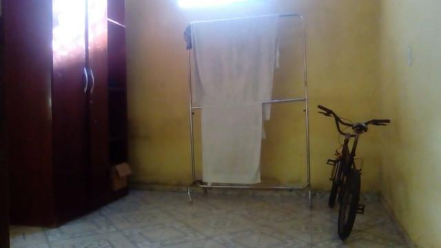 Casa QR 518 Santa Maria, 2 qts, cerâmica, forrada em pvc, churrasqueira, floreira! - Foto 17