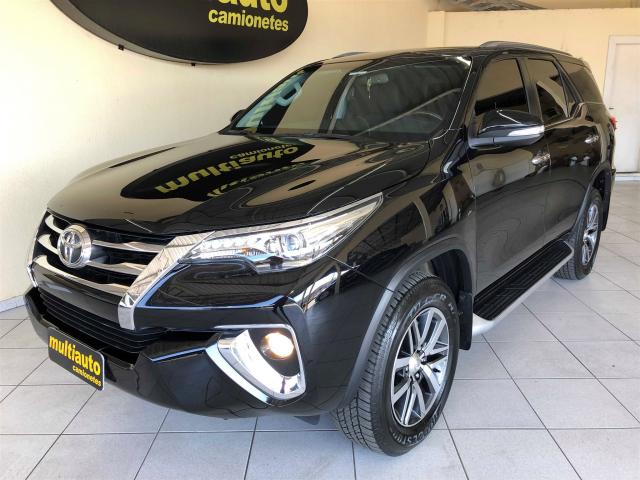 TOYOTA HILUX SW4 2017/2017 2.8 SRX 4X4 16V TURBO INTERCOOLER DIESEL 4P AUTOMÁTICO - Foto 2