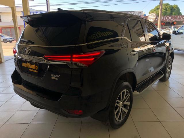 TOYOTA HILUX SW4 2017/2017 2.8 SRX 4X4 16V TURBO INTERCOOLER DIESEL 4P AUTOMÁTICO - Foto 5