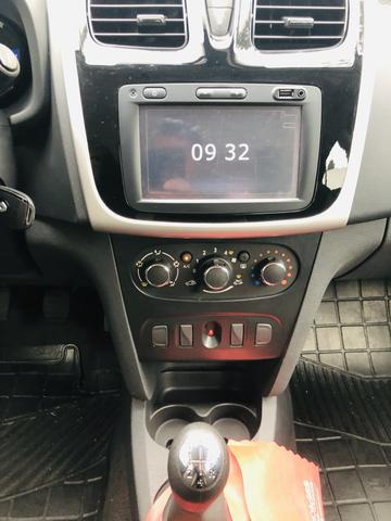 Sandero Expression 1.0 - 2019 - Foto 10