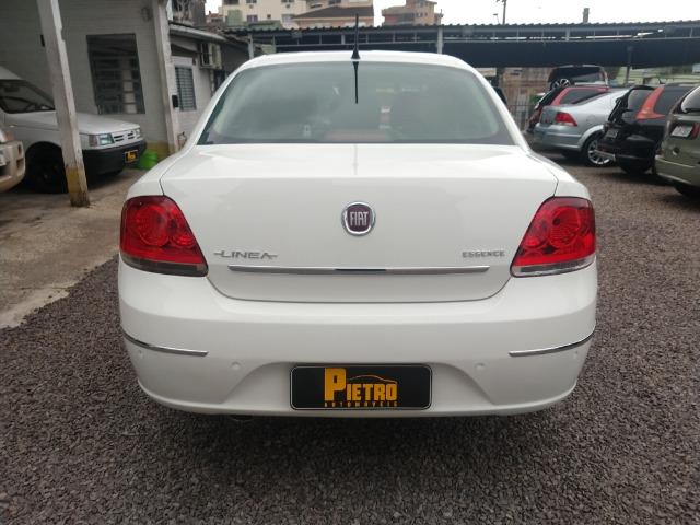 Fiat Linea Essence 1.8 16V - Foto 6