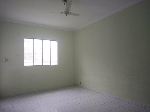 Vendo 02 casas com piscina terreno 180mil - Foto 10