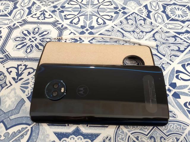 Moto G6 Plus 4 gb de RAM e 64 gb de memória interna e TV digital - Foto 6