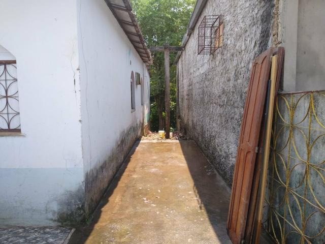 Vendo uma casa no centro de Iranduba - Foto 8