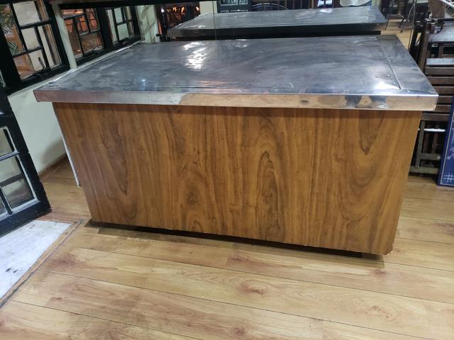 Restaurante fechando, vende itens - balcões refrigerados