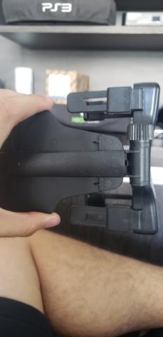 Suporte universal de celular para o carro