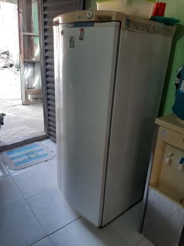 Geladeira cônsul 340 litros em ótimo estado, funcionando! - Foto 3