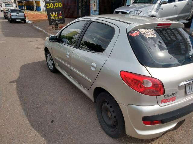 PEUGEOT 207 Bem Conservado - Foto 4