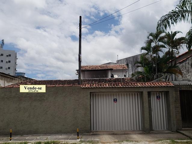 Casa de alto padrão na Caxangá, Recife