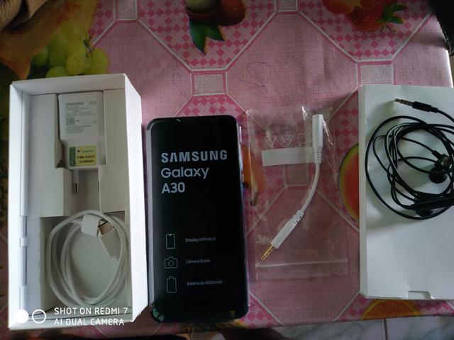 Vendo celular A30 64gigas