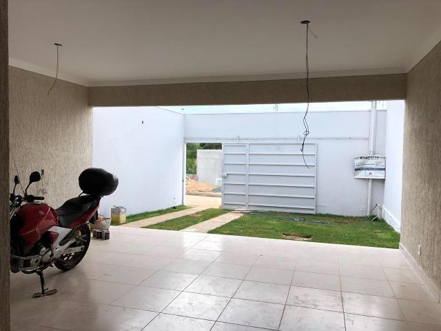 Linda casa itamaraty área gourmet com churrasqueira e sala pé direito duplo anapolis go - Foto 2