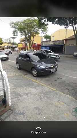 Vendo Onix 2018
