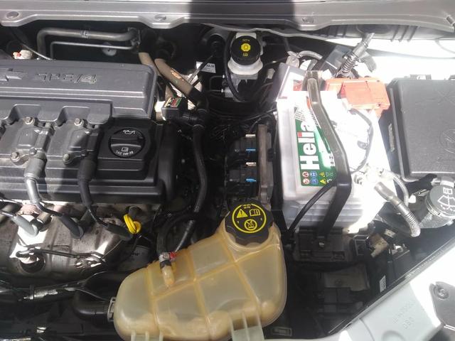 Onix 1.0 Flex 2014 completo 60km (GNV) muito conservado - Foto 15