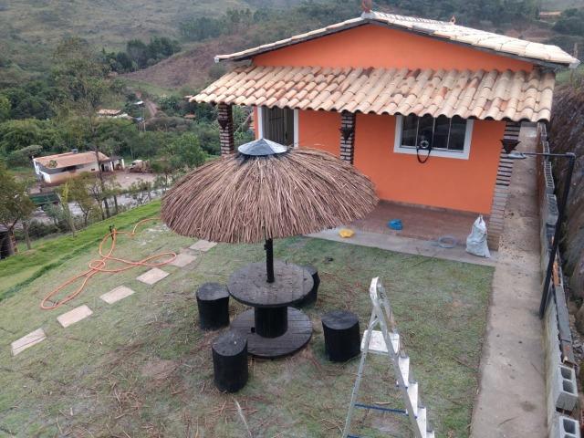 Excelente casa em Itabirito com 2 quartos - Foto 2