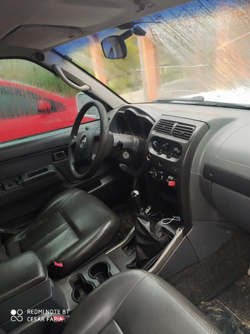 Frontier 4x2 xe 2.8 turbo diesel - Foto 4