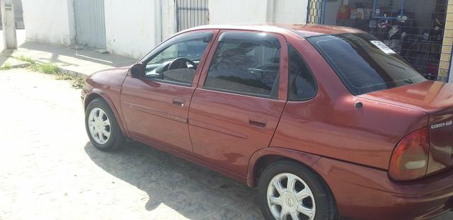 Corsa sedan - Foto 2