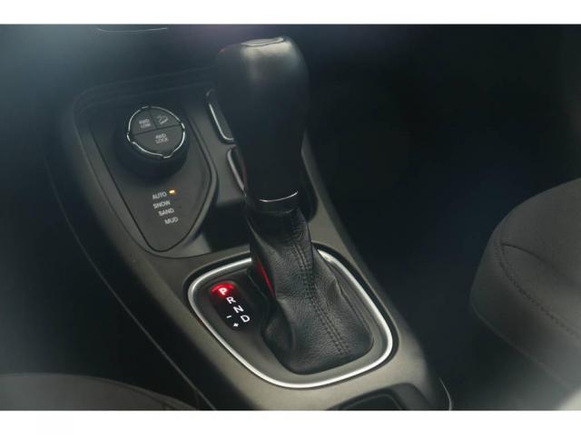 Jeep Compass LONGITUDE 2.0 4X4 - Foto 10