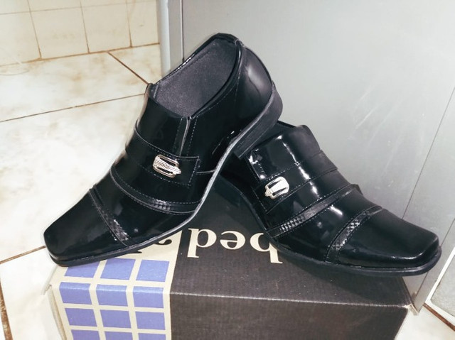 sapato de couro barato