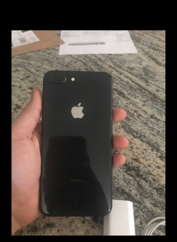 IPhone 8 Plus 64 gb/ aceito troca por iPhone X ou xr